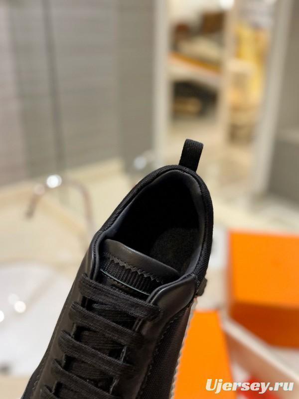 2024 Unisex Hermès Black Imported Glazed Calfskin Imported Rain Velvet Casual Sneakers MJ00320