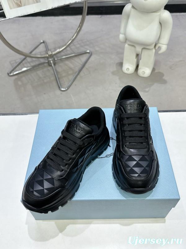 2025 Unisex Prada Black Leather Sneakers KFY00310