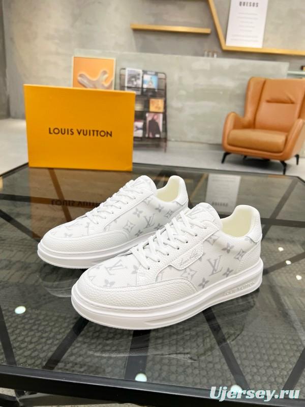 2024 Men Louis Vuitton White Leather Mesh Sneakers MJ00400