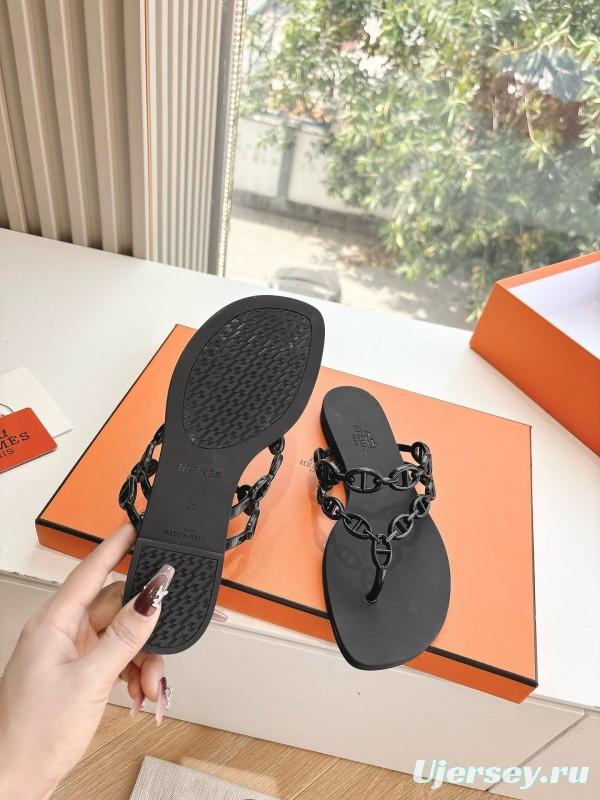2025 Women Hermès Black Leather Chain Strap Flip Flop Sandals LY00360(F)