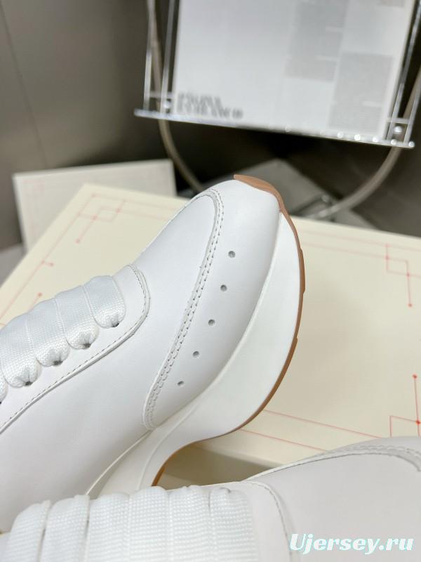 2023 Unisex Alexander McQueen White Yellow Leather Sneakers Seal Logo MJ00370