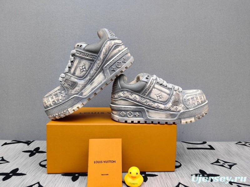 2025 Unisex Louis Vuitton Silver Leather Plimsolls Top Version KFY00510