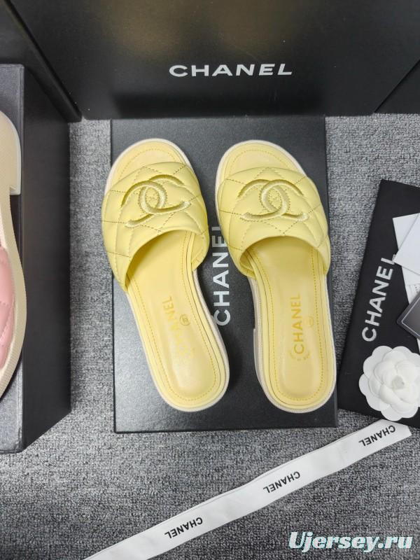 2025 Women Chanel Yellow Leather Slippers LY00250