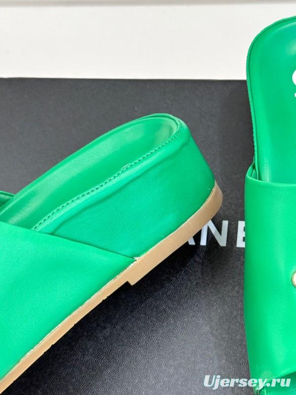 2025 Slippers Chanel Green Leather Slippers