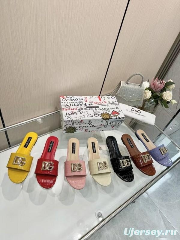 2025 Women Dolce & Gabbana Purple Leather Slippers LY00190