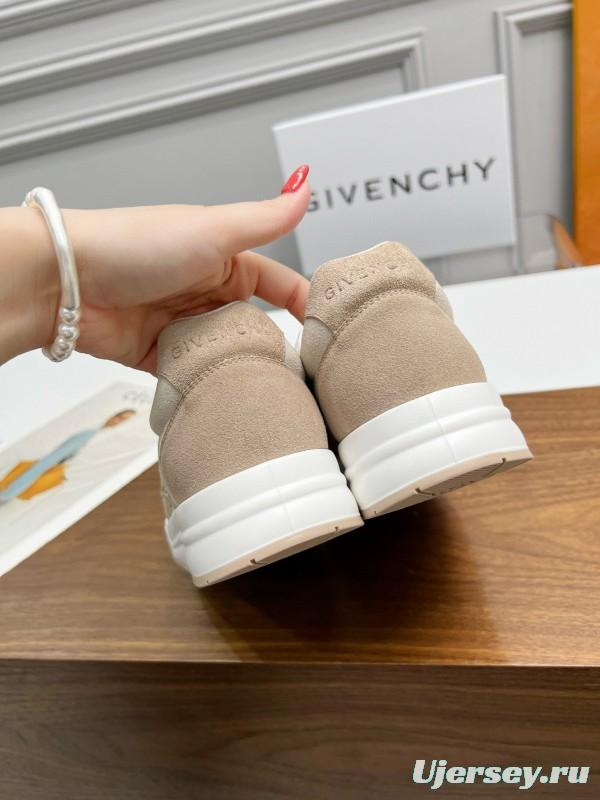 2024 Unisex Givenchy Beige Silk Calfskin Patent Leather Sneakers MJ00380