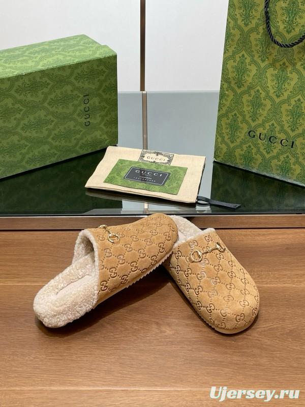 2024 Gucci beige leather slippers GG pattern
