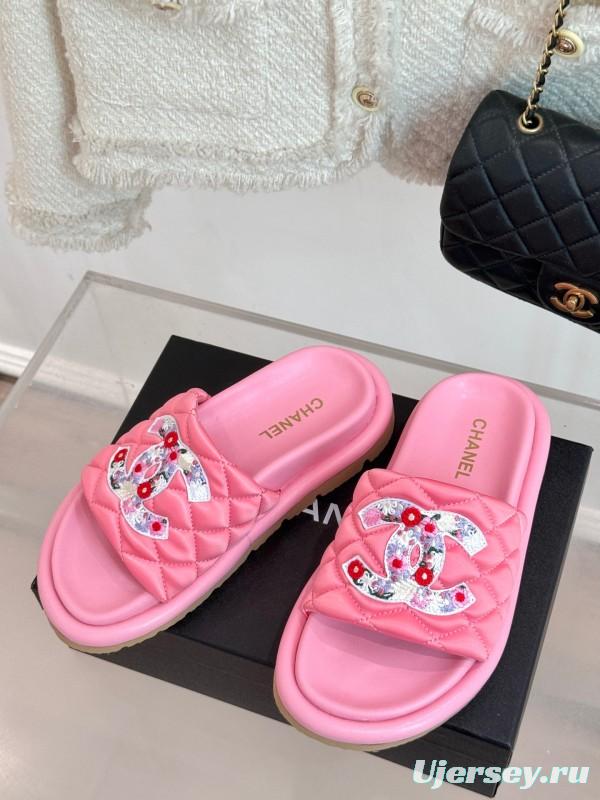 2025 CHANEL Pink Quilted Leather Slippers KFY00260