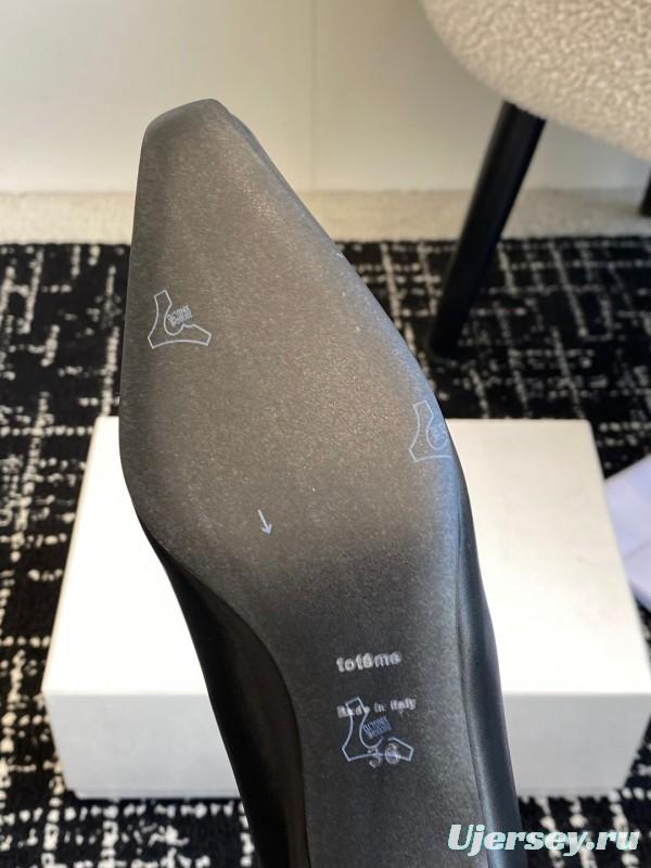 2025 Women Toteme Black Leather Slip-On Loafers