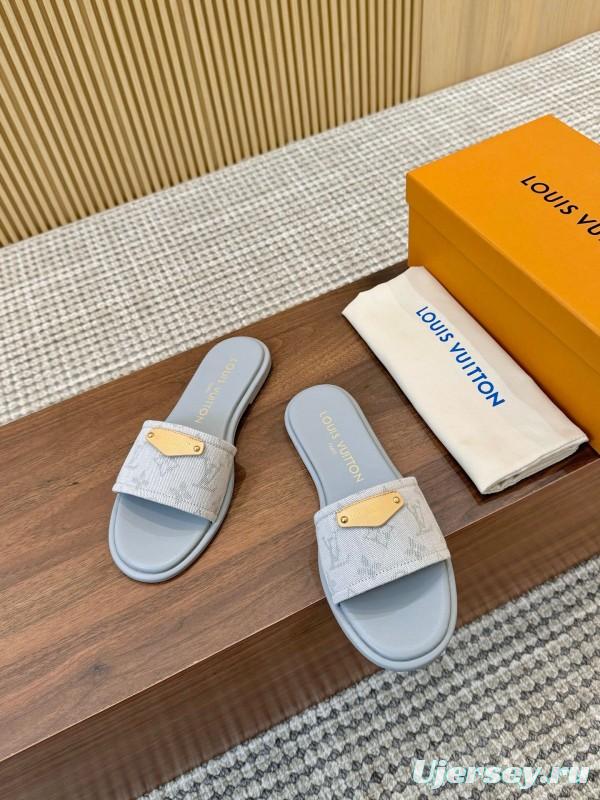 2025 Women Louis Vuitton Light Grey Canvas Slippers LY00200