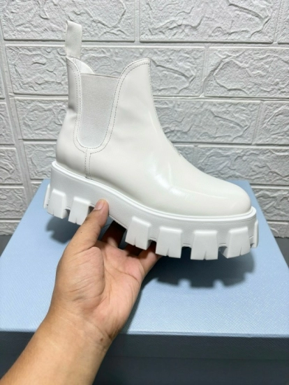 2024 Women Prada White Leather Chelsea Boots MJ00380