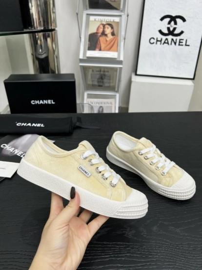 2025 Women Chanel Cream Canvas Leather Casual Sneakers LY00230