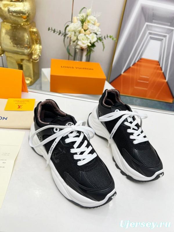 2025 Unisex Louis Vuitton Black White Mesh Leather Sneakers Monogram LY00340