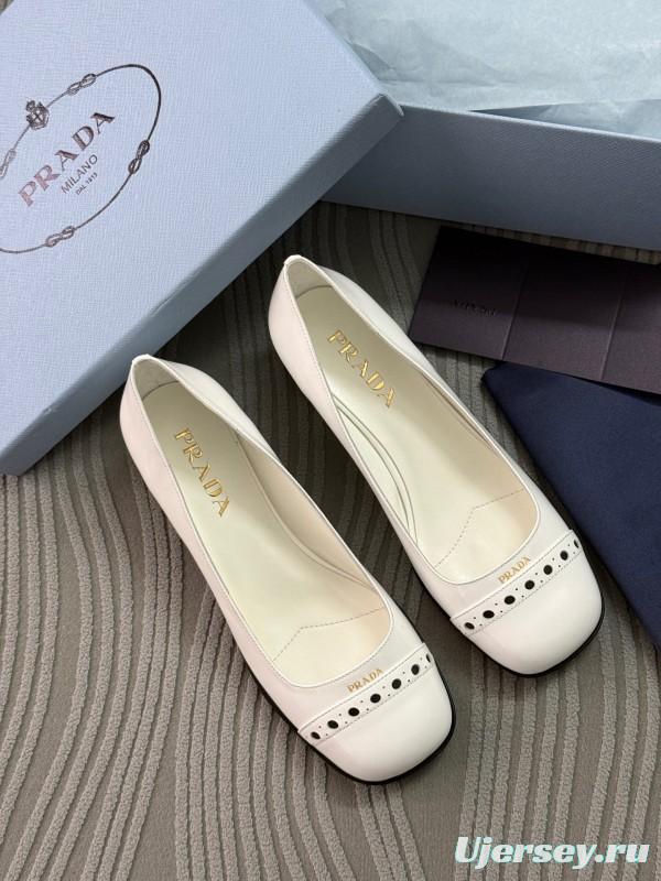 2025 Women Prada White Leather Loafers KFY00300