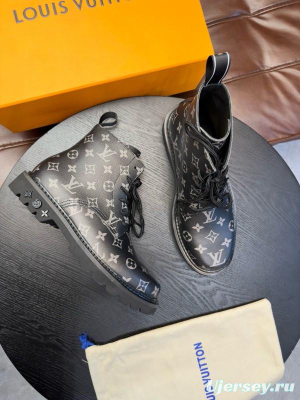 2024 Men Louis Vuitton Black Monogram Leather High Top Boots MJ00440