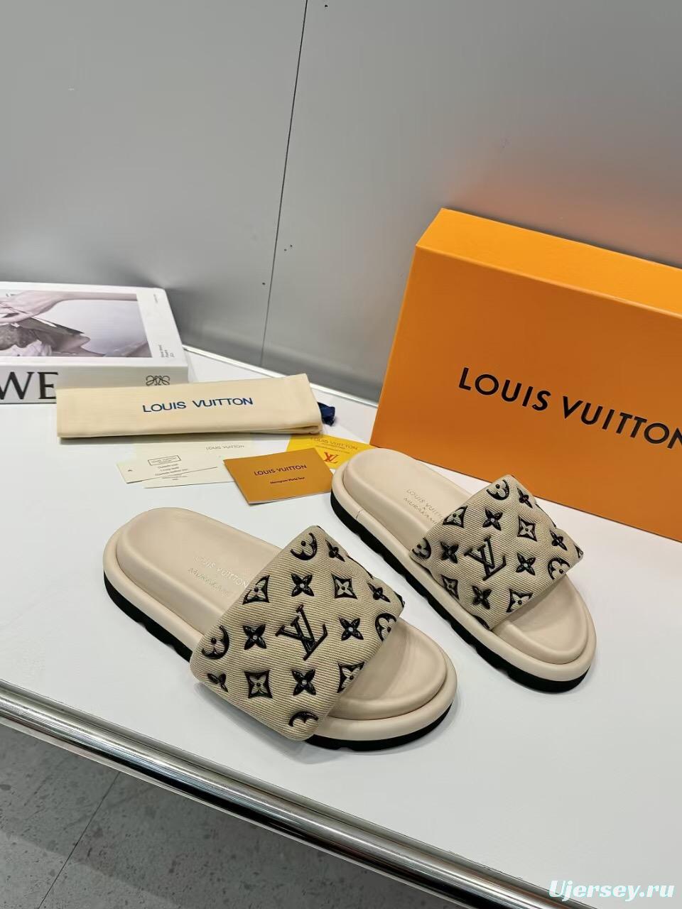 2025 Slippers Louis Vuitton Beige Fabric Slippers