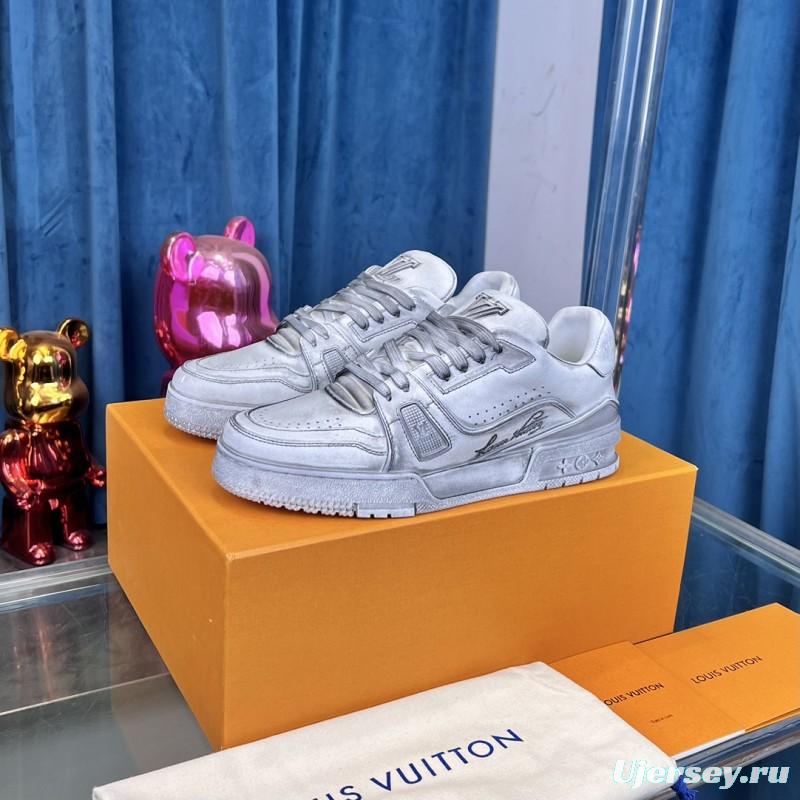 2025 Unisex Louis Vuitton Silver Leather LV Trainer