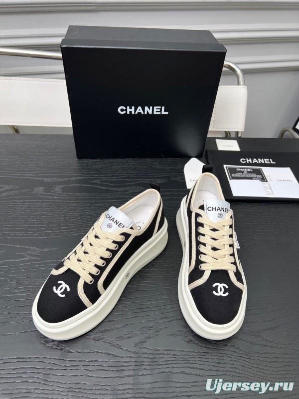 2025 Women Chanel Black White Canvas Sneakers LY00250
