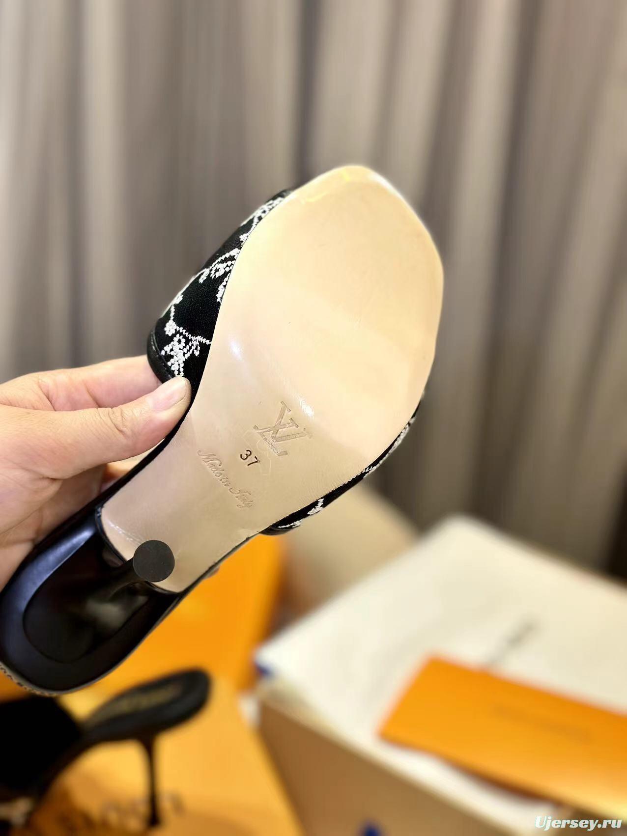 2025 Women Louis Vuitton Black White Embroidered Leather High Heel LY00250