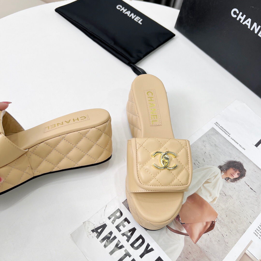 2025 Women Chanel Beige Leather Platform Slide Sandals