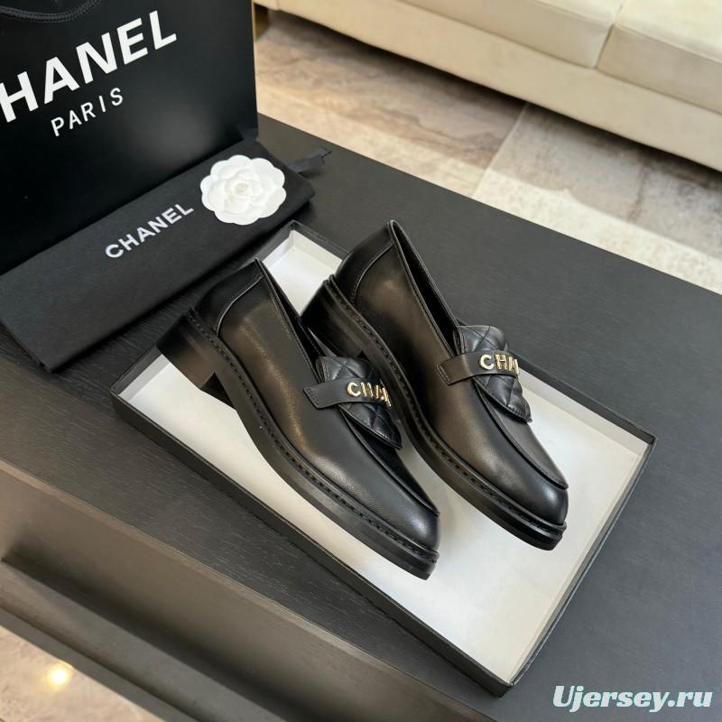 2025 Women Chanel Black Leather Loafer KFY00310