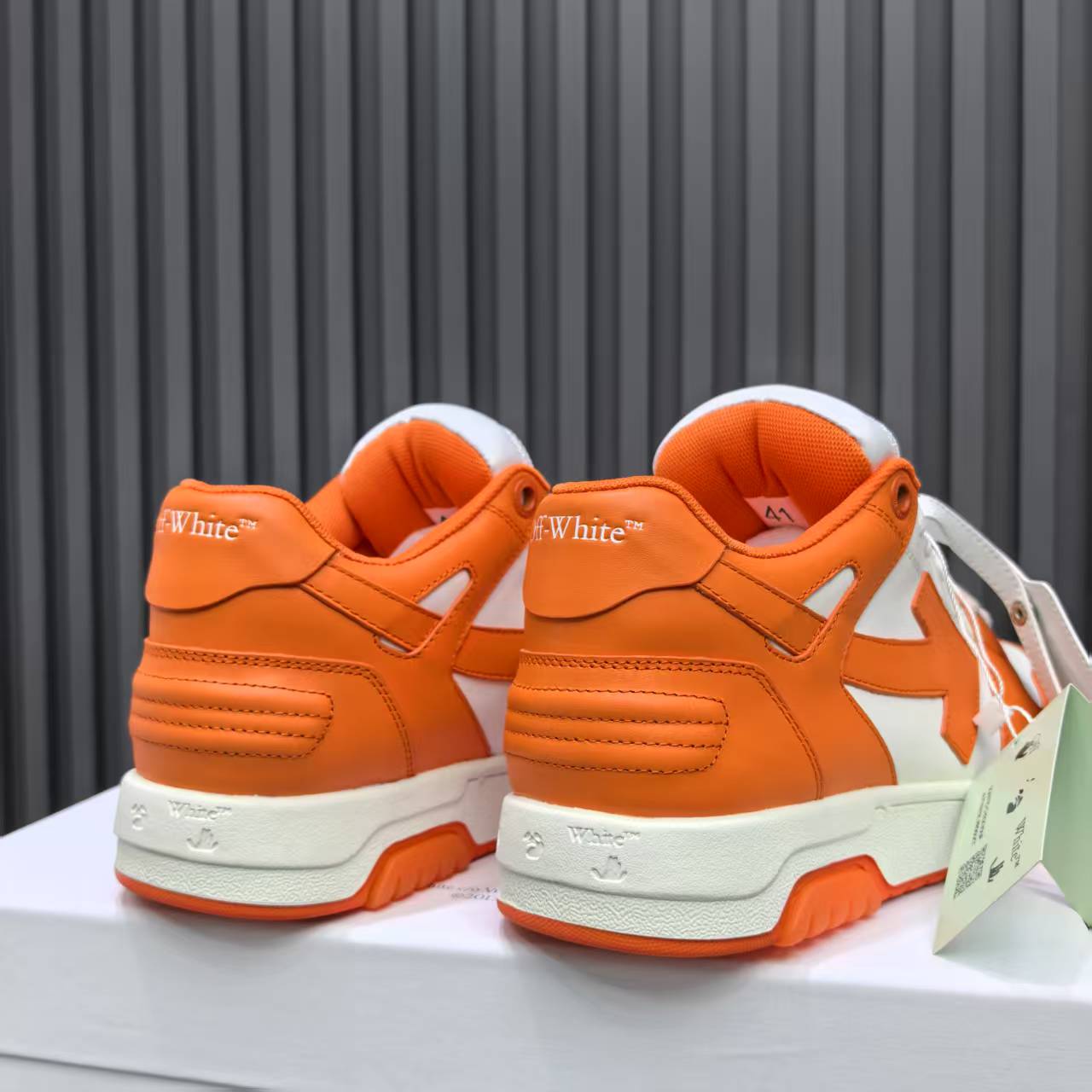 2025 Unisex Off-White Orange White Leather Sneakers MJ00320