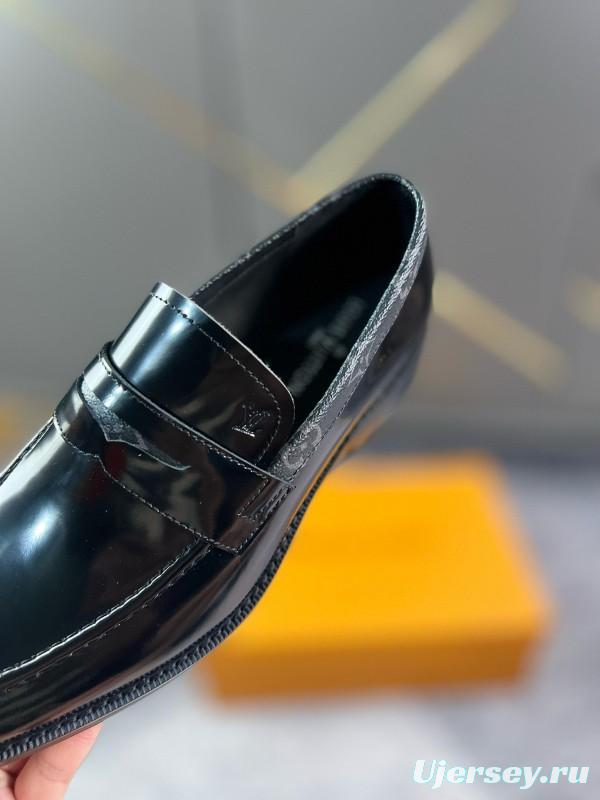 2024 Men Louis Vuitton Black Leather Loafer MJ00290