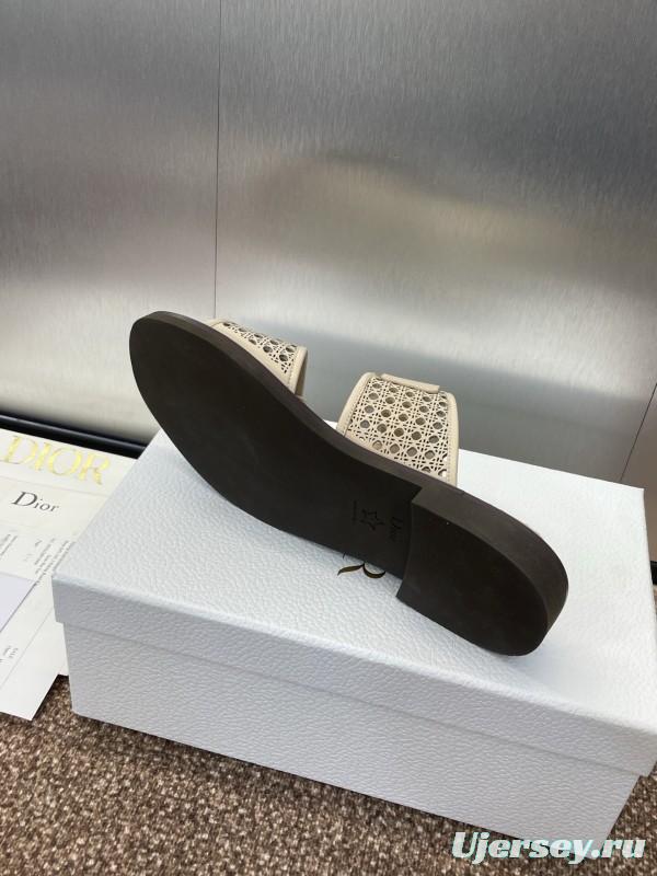 2025 Women Dior Beige Calfskin Leather Slippers KFY00300