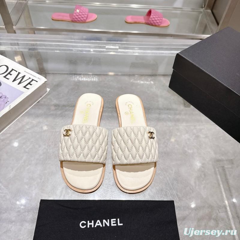 2025 Slippers Chanel White Leather Casual LY00240