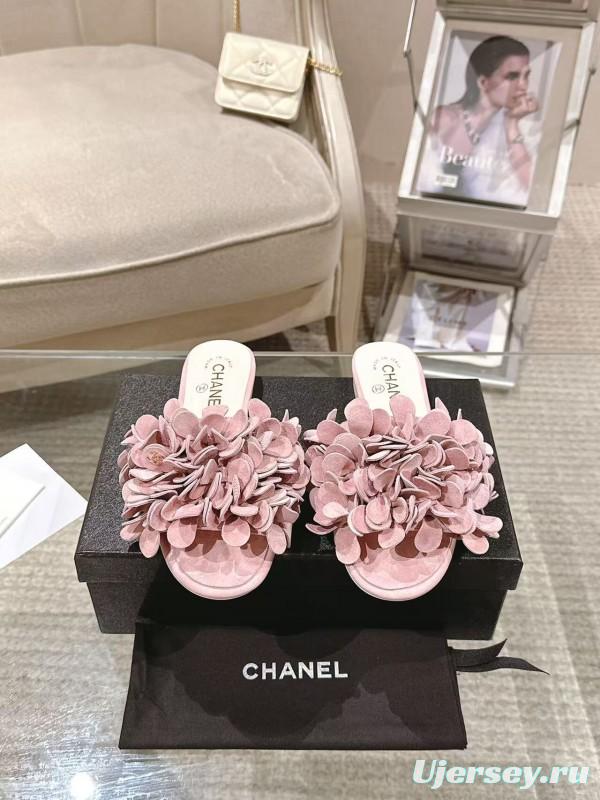 2025 Women Chanel Pink Suede Slippers Floral B2032-2