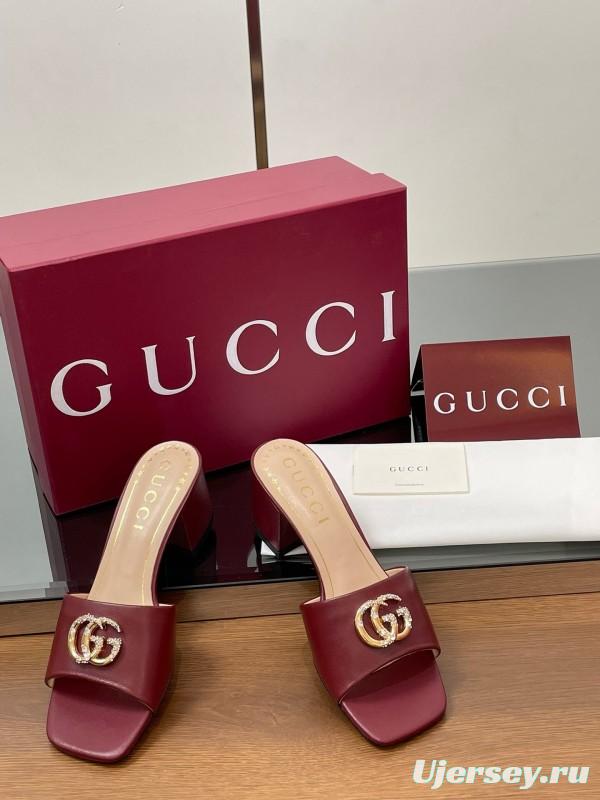 2025 Women Gucci Burgundy Leather Sandals GG Crystal LY00280
