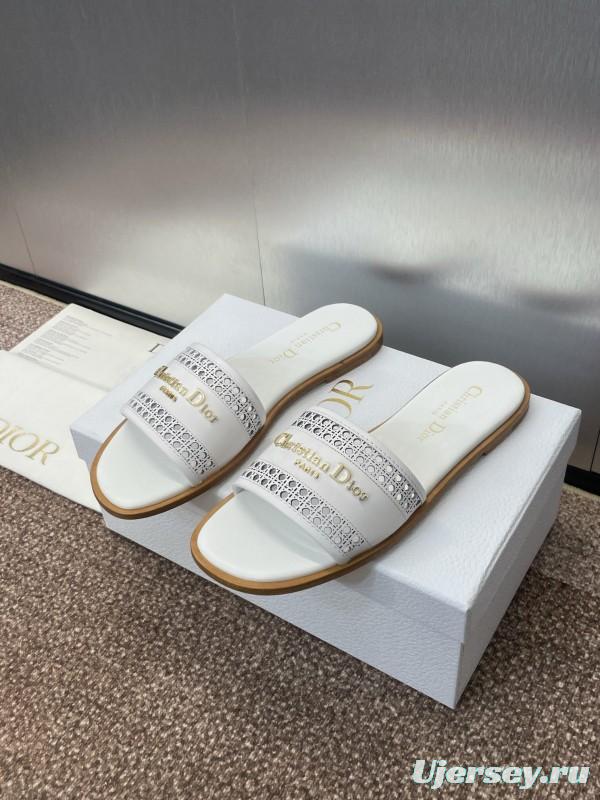 2025 Women Dior White Leather Slippers KFY00300