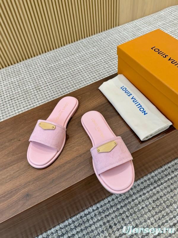 2025 Women Louis Vuitton Pink Leather Slippers LY00220