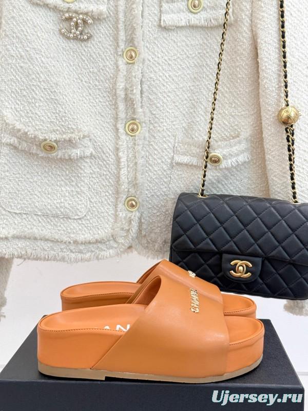 2025 Slippers Chanel Brown Leather Slippers