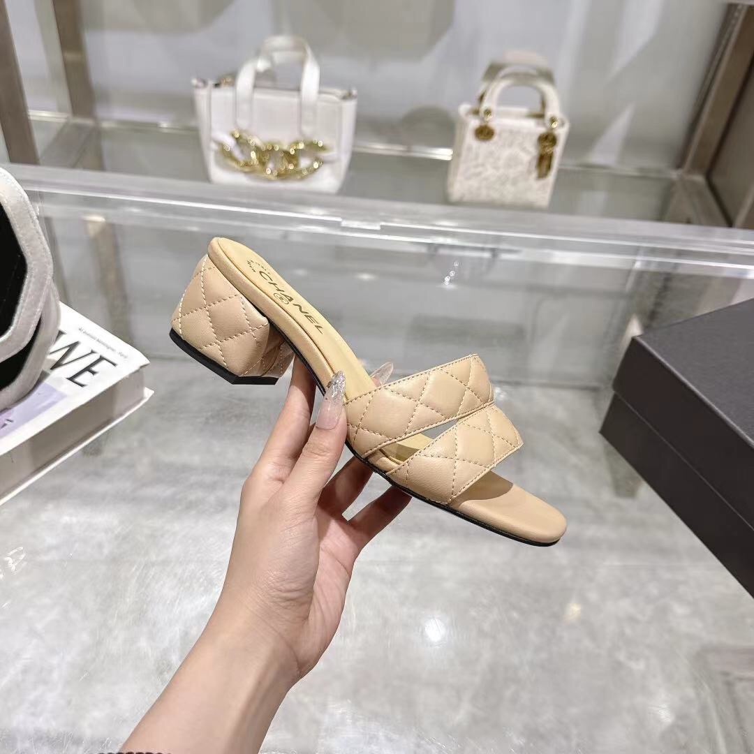 2025 Women Chanel Beige Leather Slippers LY00280