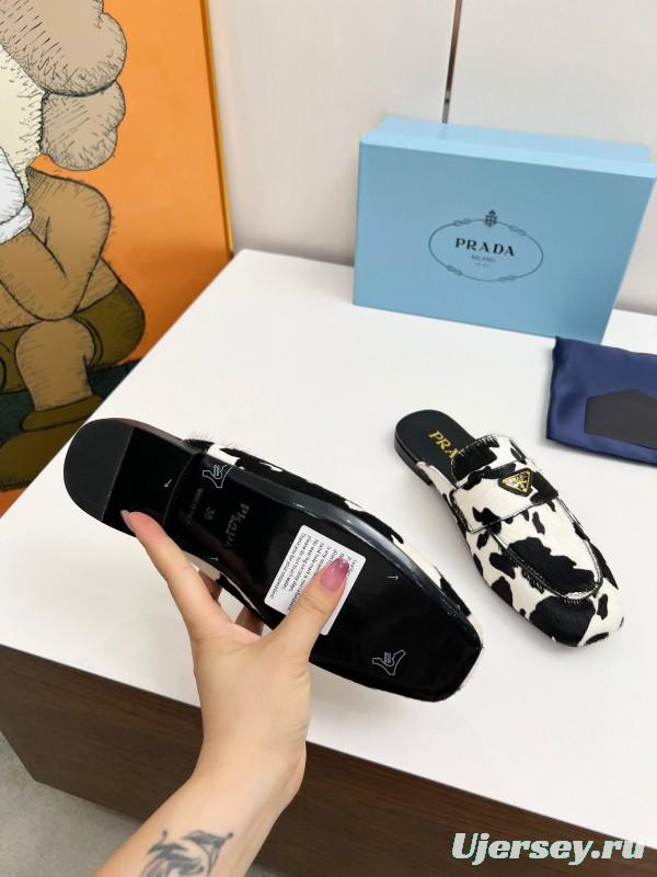 2025 Women Prada Black White Calf Hair Loafers LY00260