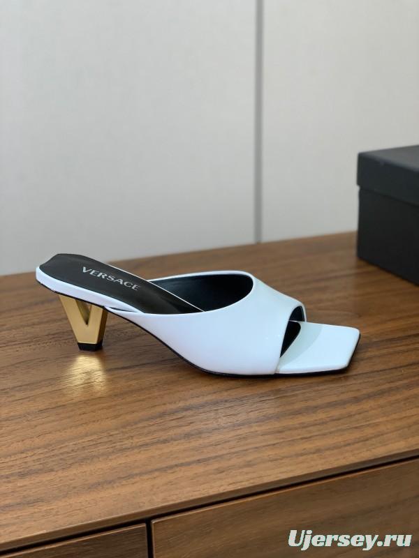 2025 Women VERSACE White Patent Leather Slippers KFY00280