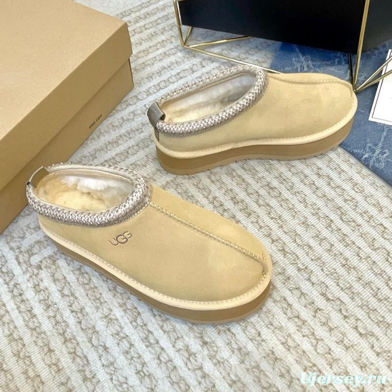 2024 Women UGG Beige Suede Platform Slip-On MJ00230