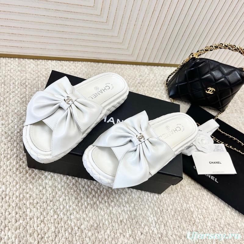 2025 Women Chanel White Leather Slippers Bow Detail KFY00310