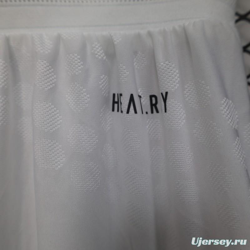 Player Version 25/26 Juventus Home Shorts