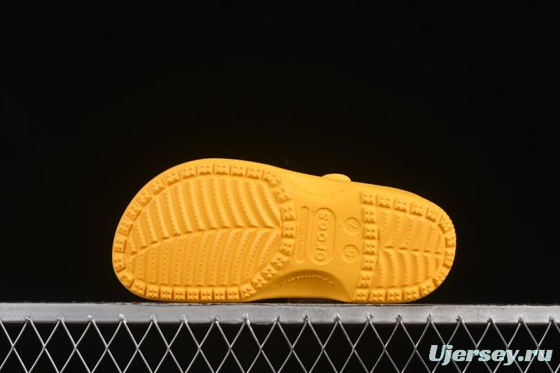 Crocs Classic Two-Way Beach Clog Sandals - B.D4