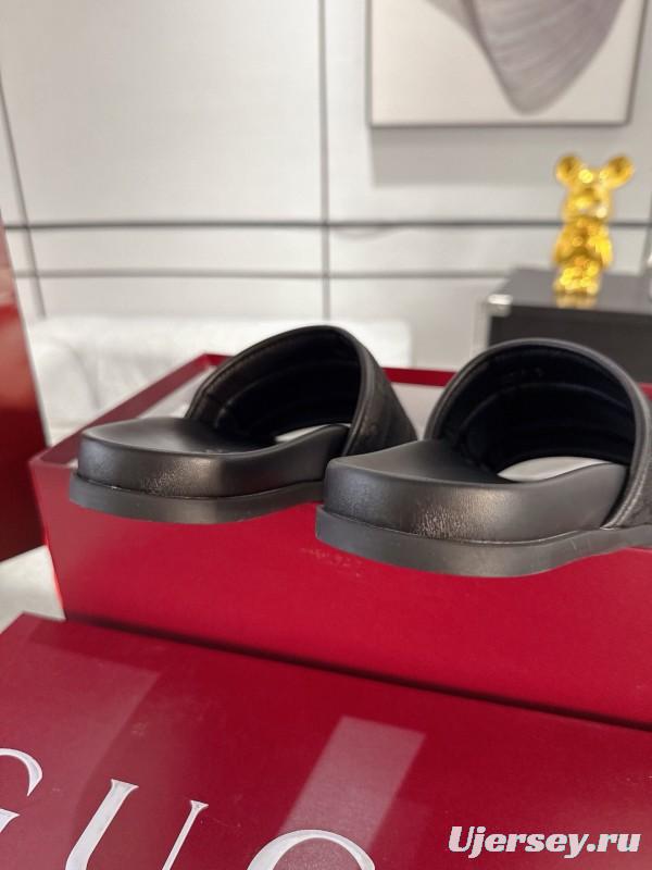 2025 Unisex Gucci Black Fabric Slippers GG Embossed AS00240