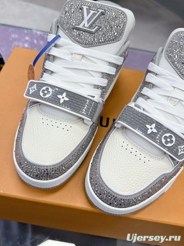2025 Unisex Louis Vuitton Silver Grey White Leather Fabric Plimsolls Hand-Crafted Crystal AS00400