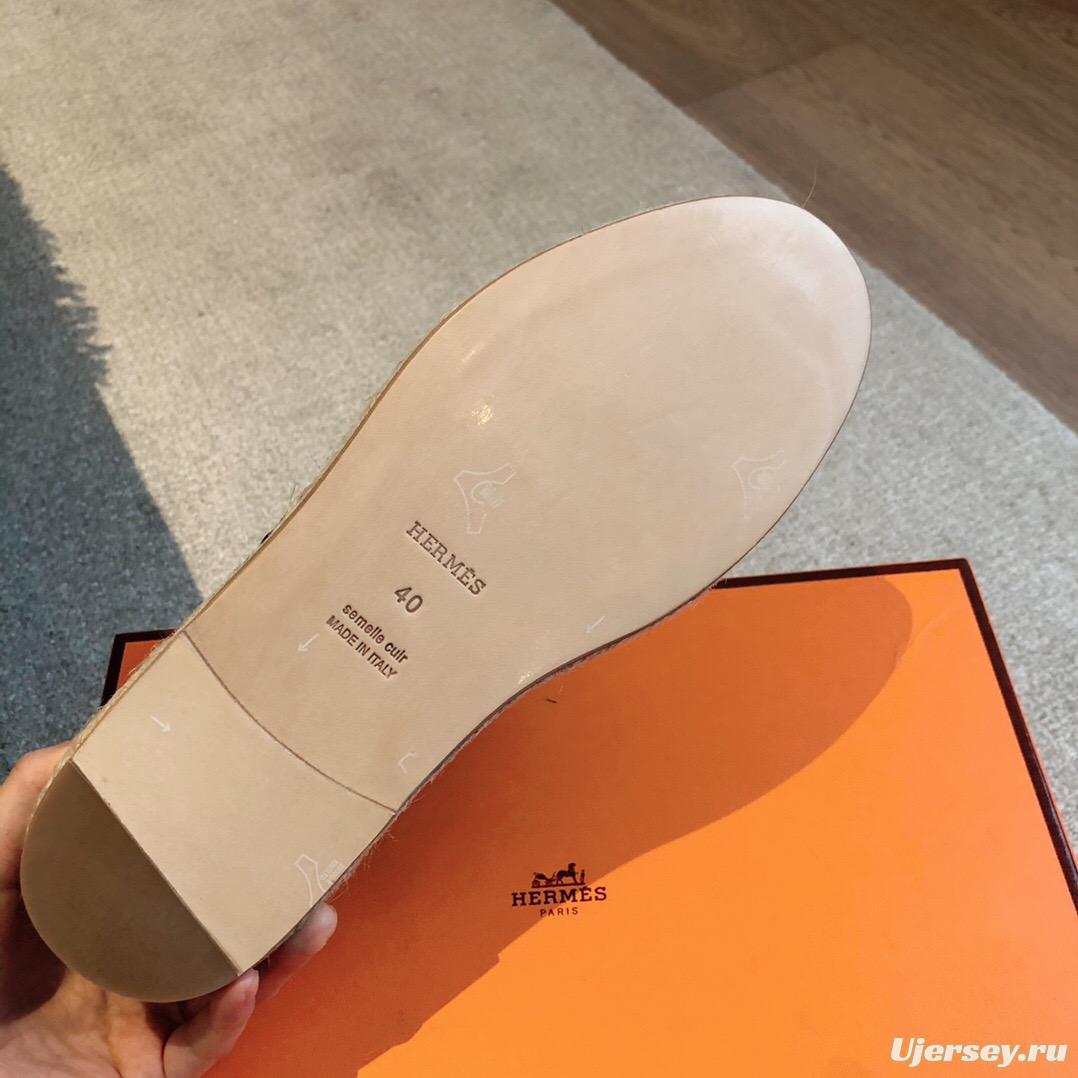 2025 Unisex Hermes Black Leather Loafers AS00380