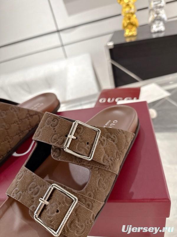 2025 Unisex Gucci Brown Leather Slippers Double G Embossed AS00240