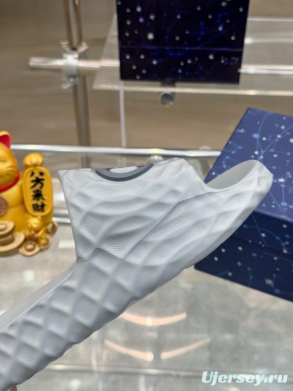 2025 Men Gucci Light Blue Rubber Slippers Interlocking G KFY00170