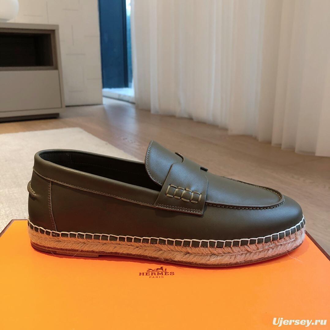 2025 Unisex Hermès Dark Green Calfskin Loafers AS00380