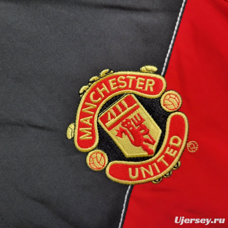 25/26 Manchester United Jacket Black/Red Windbreaker