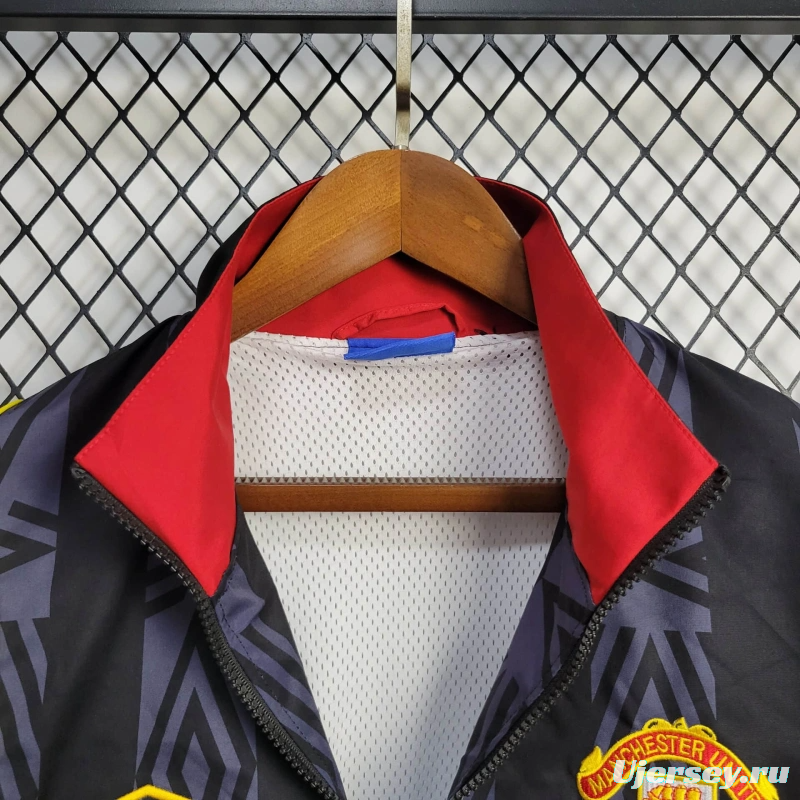 25/26 Manchester United Jacket Retro Black Pattern Windbreaker