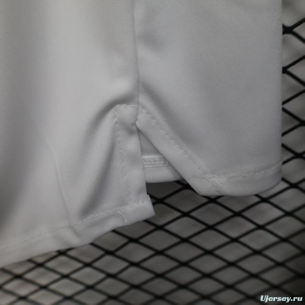 Player Version 25/26 Manchester United Home Shorts